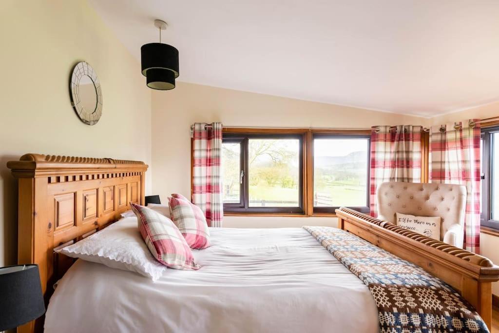 The Retreat Villa Llanrhaeadr-ym-Mochnant Екстериор снимка